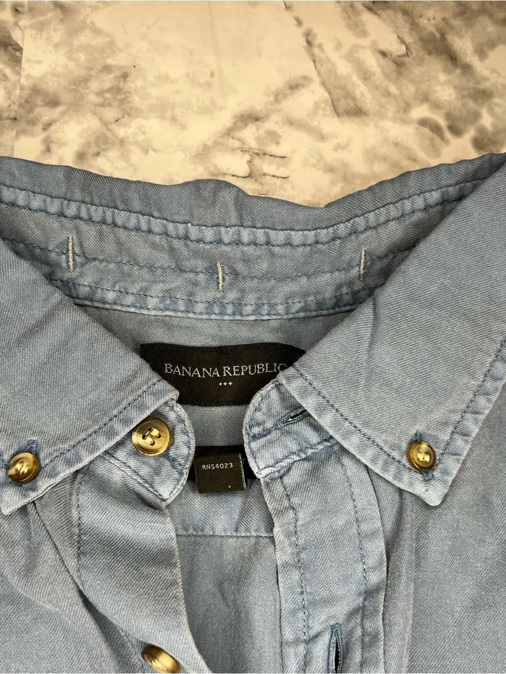 Banana Republic Men's Olive linen Green & Light Blue Casual Button-Down Shirts